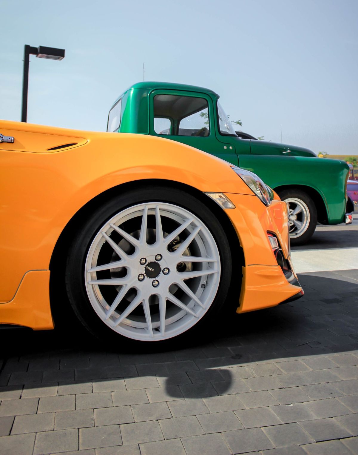 change daniel-octavian-ZhhMIms-sRE-unsplash