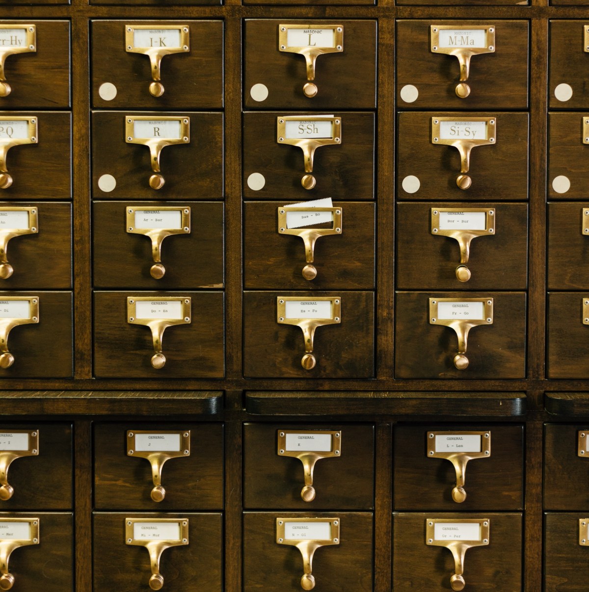 cubbyholes erol-ahmed-Y3KEBQlB1Zk-unsplash